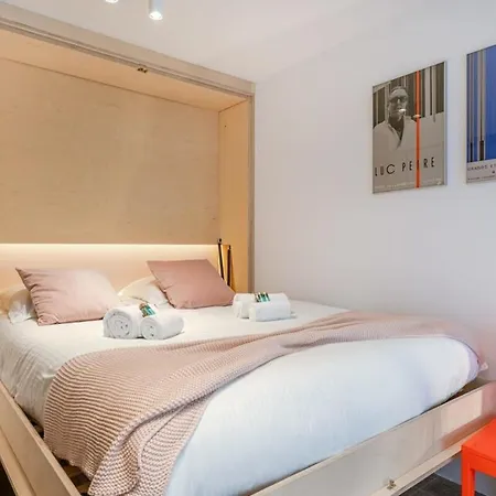 Casiola - Colorful Studio Near The Sea *