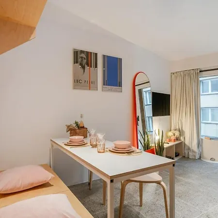 Apartment Casiola - Colorful Studio Near The Sea Ostend