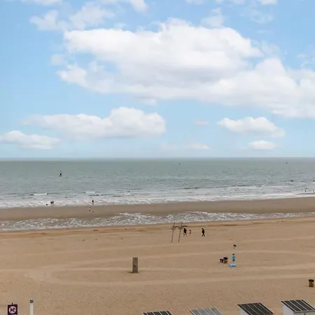 Casiola - Colorful Studio Near The Sea * Ostend