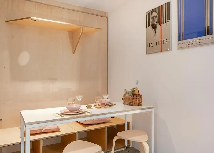 Apartment Casiola - Colorful Studio Near The Sea